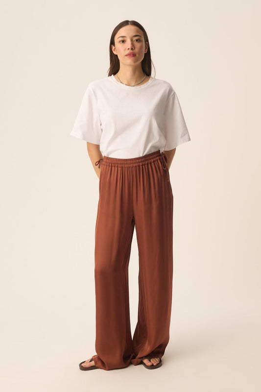 Pantalón Ushoum Choco de mujer - foto 1