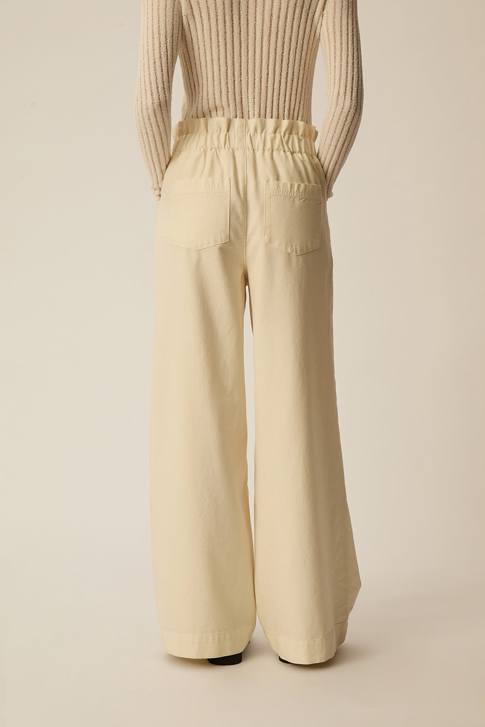 Pantalón Loulou Crema de mujer - foto 6