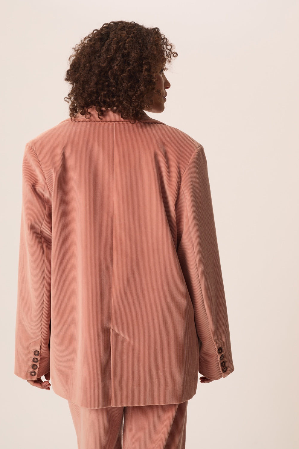 Chaqueta Enil Blush de mujer - foto 9