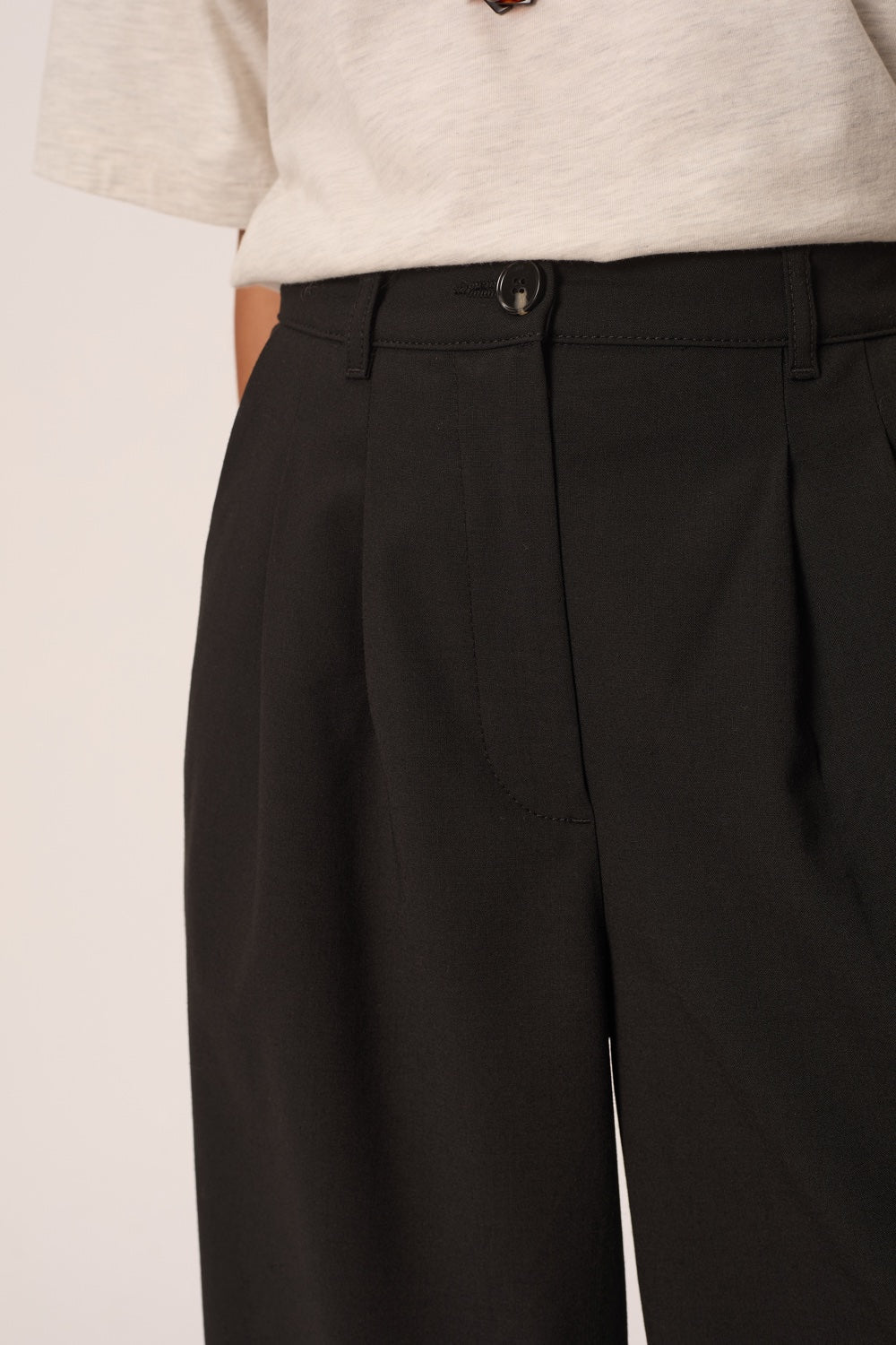 Pantalón Trevis Negro de mujer - foto 2