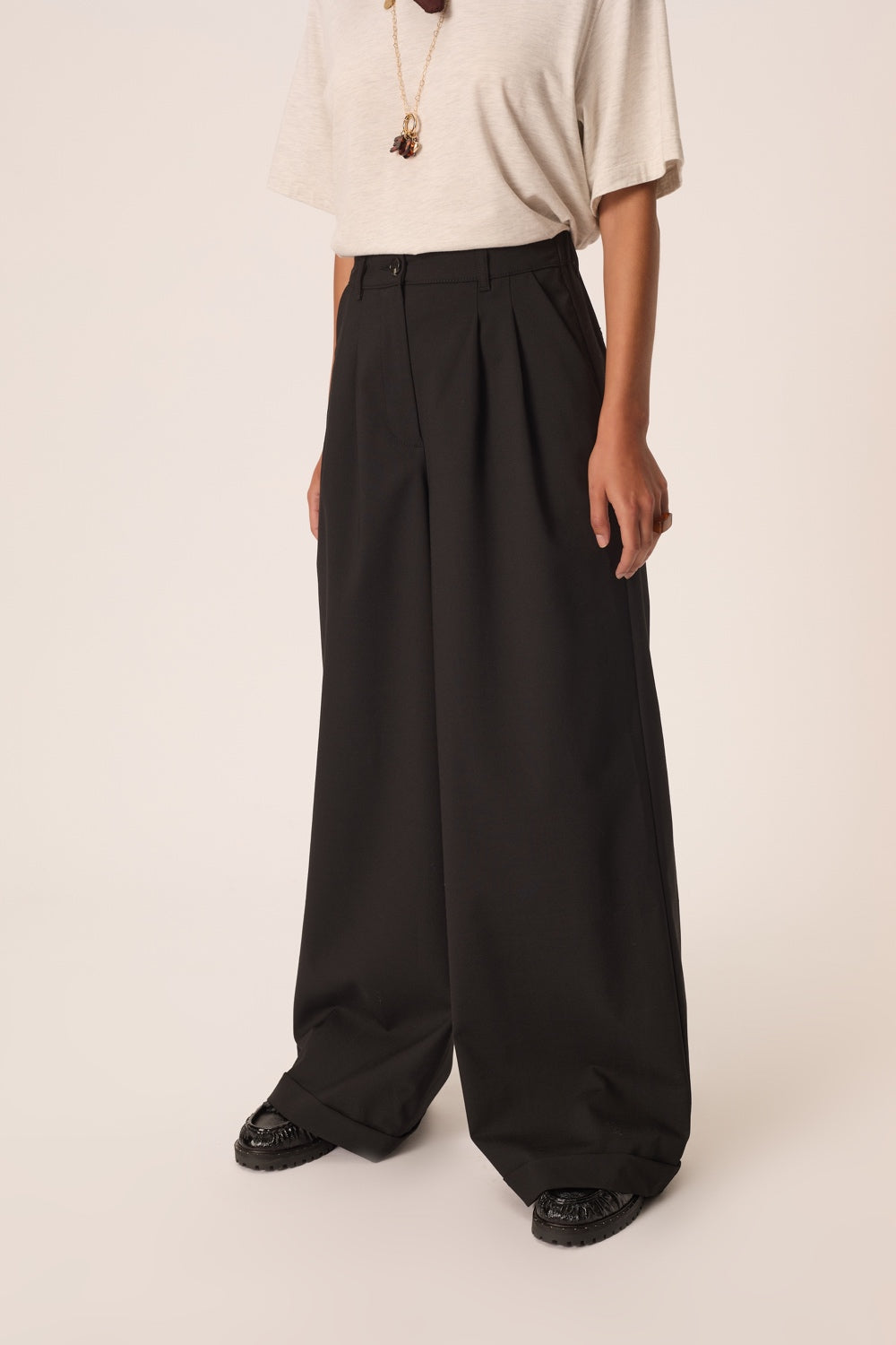 Pantalón Trevis Negro de mujer - foto 3