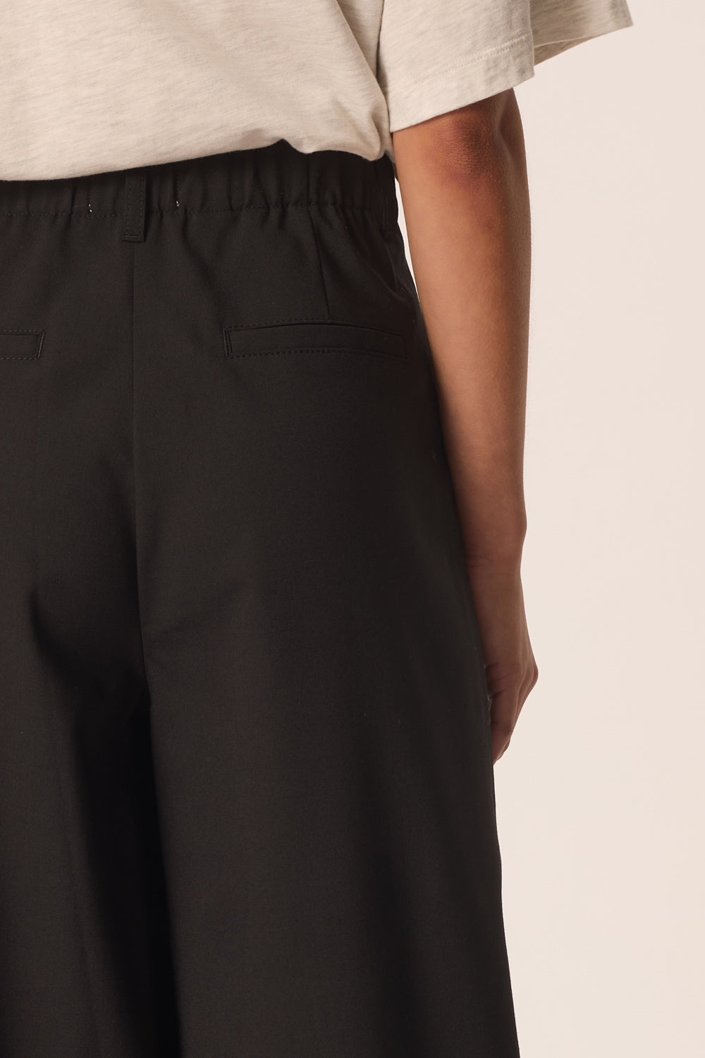 Pantalón Trevis Negro de mujer - foto 5