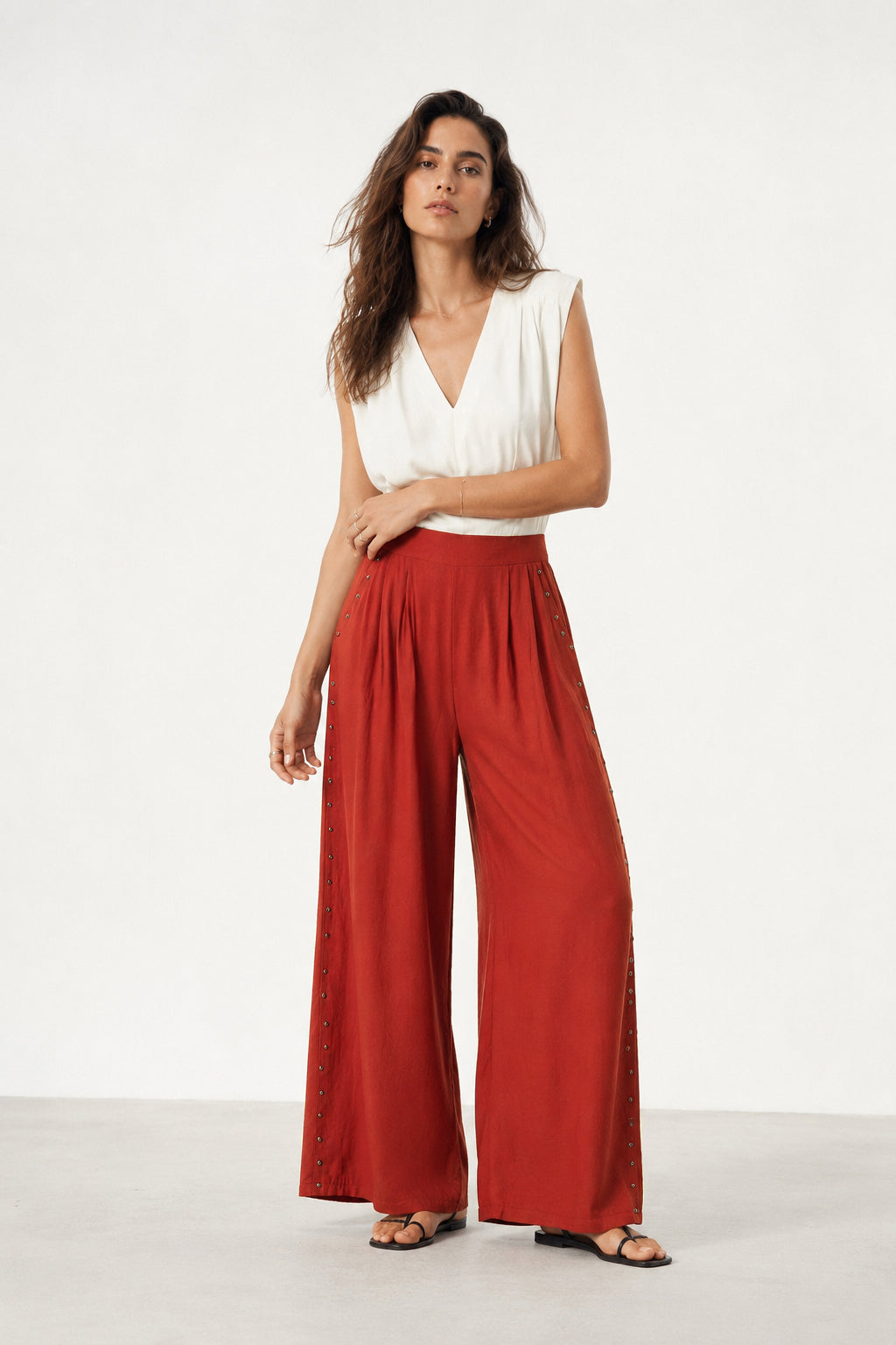 Pantalón Zayelia Teen Tachuelas Ii de mujer - foto 18
