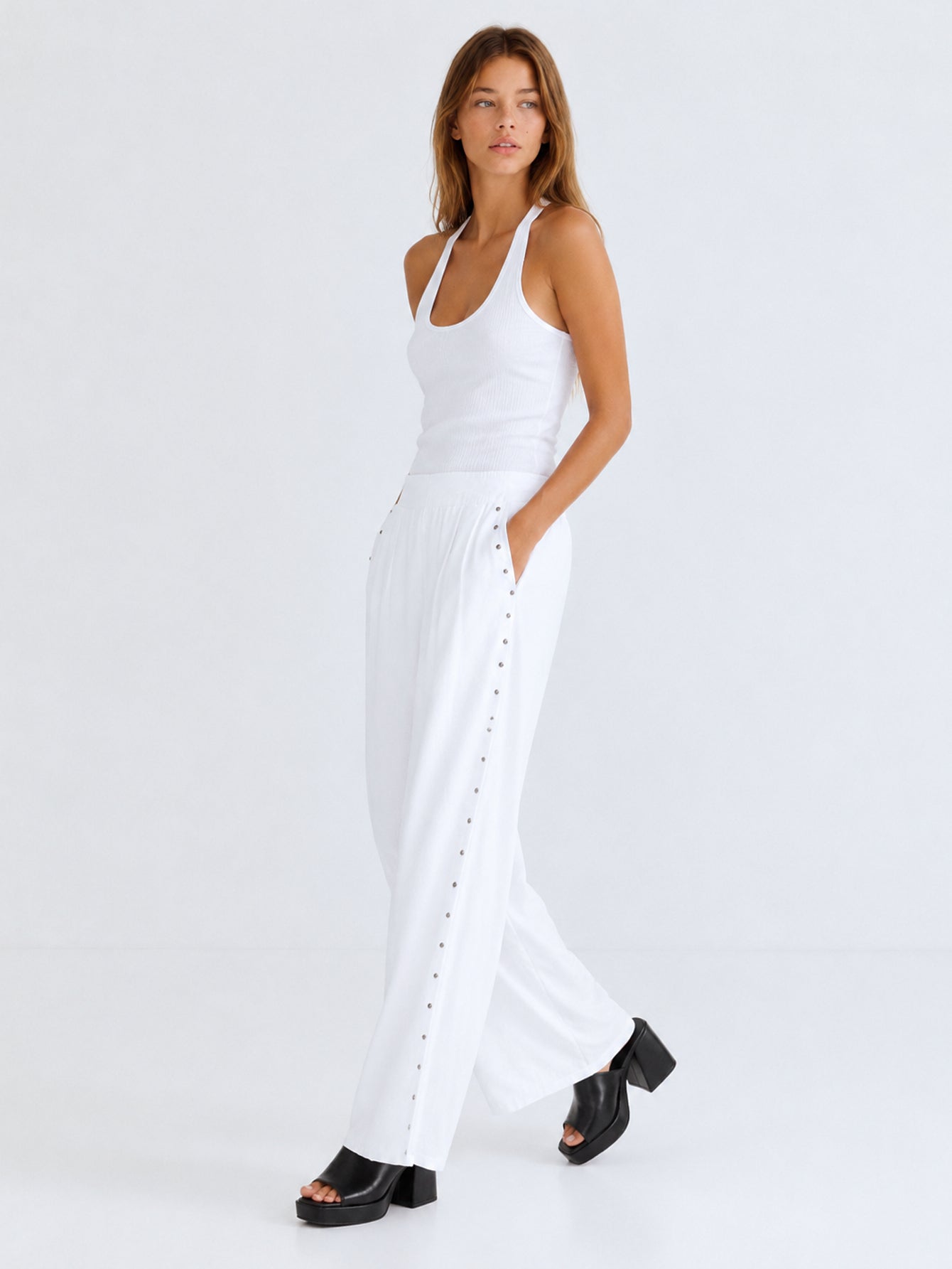 Pantalón Zayelia Teen Tachuelas Ii de mujer - foto 4