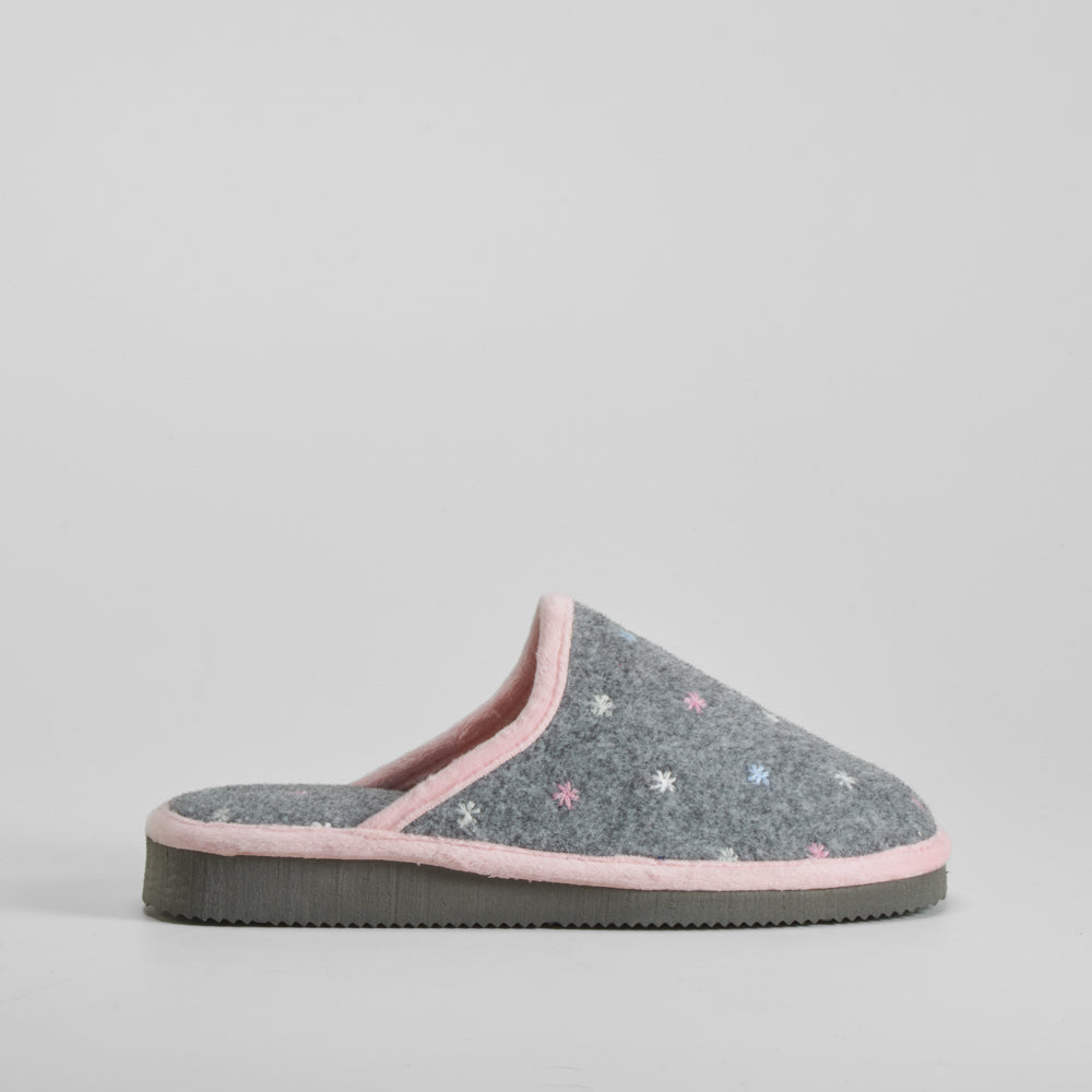 Zapatilla Casa Florecitas Gris Olyne de mujer - foto 1