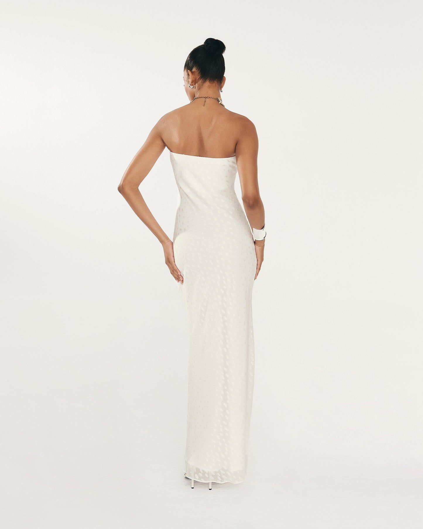 Vestido Orfila Marfil de mujer - foto 7